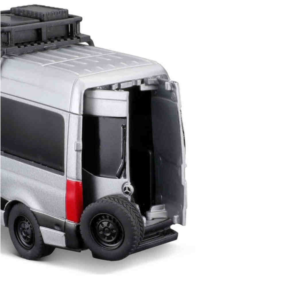 MAISTO Weekender Mercedes Benz Sprinter silber MAISTO Weekender Mercedes Benz Sprinter silber