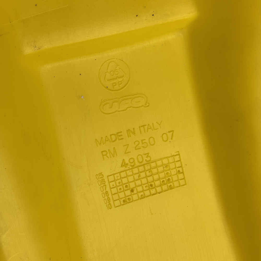 UFO 4903 Kotflügel hinten gelb passend für Suzuki RM-Z 250 07