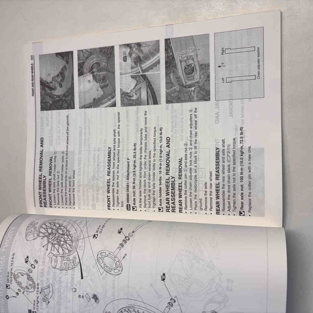 SUZUKI RM 250 2001 99011-37F50-01A Motorrad-Handbuch gebraucht