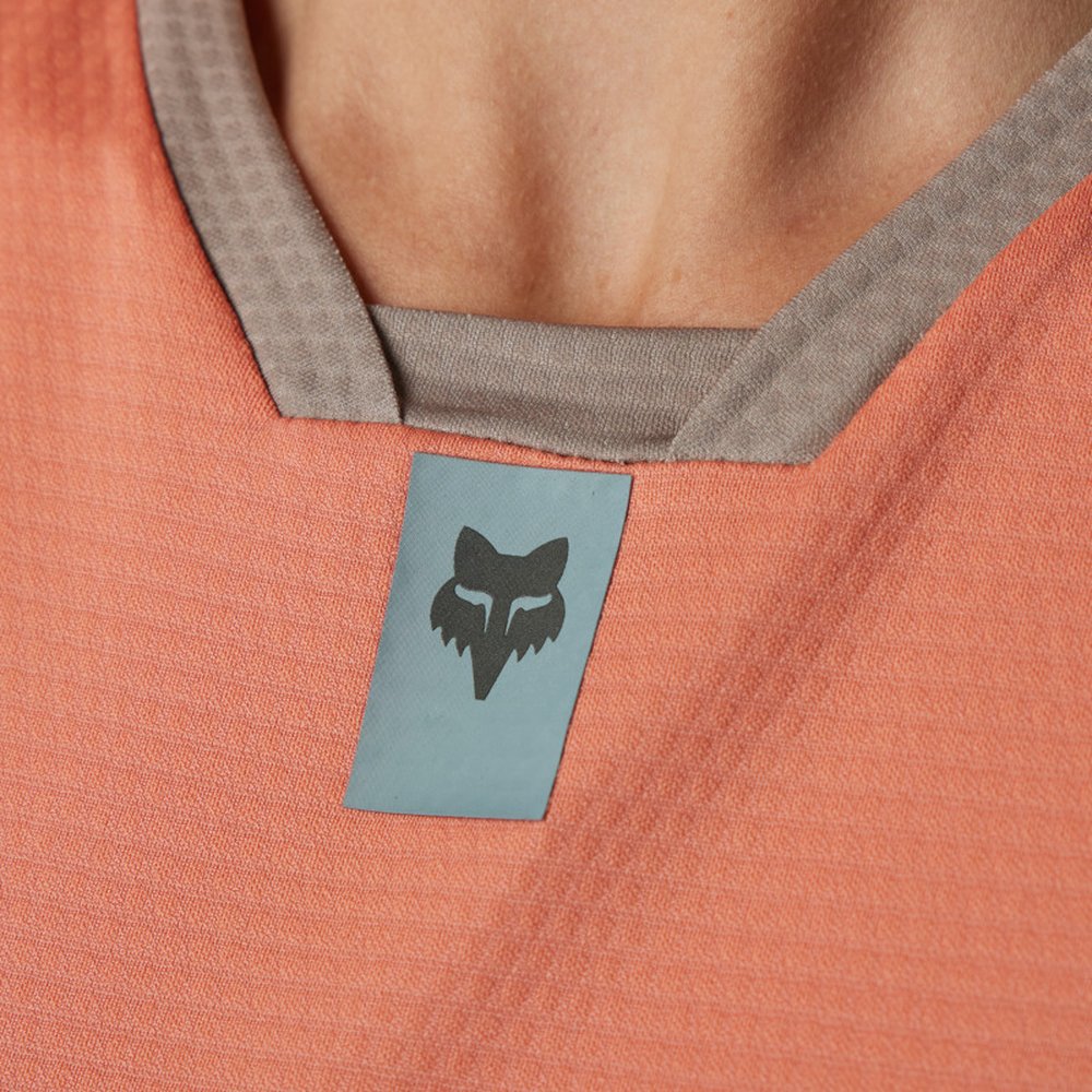 FOX W DEFEND SS JERSEY kurzärmlig für Frauen Salmon