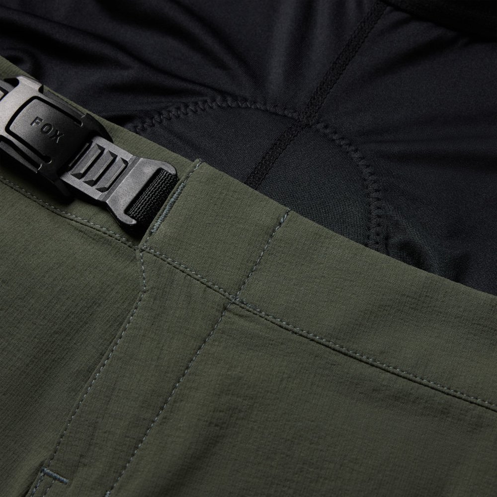 FOX YOUTH RANGER SHORT W/LINER mit Bib kurze MTB Hose für Kinder Ivy