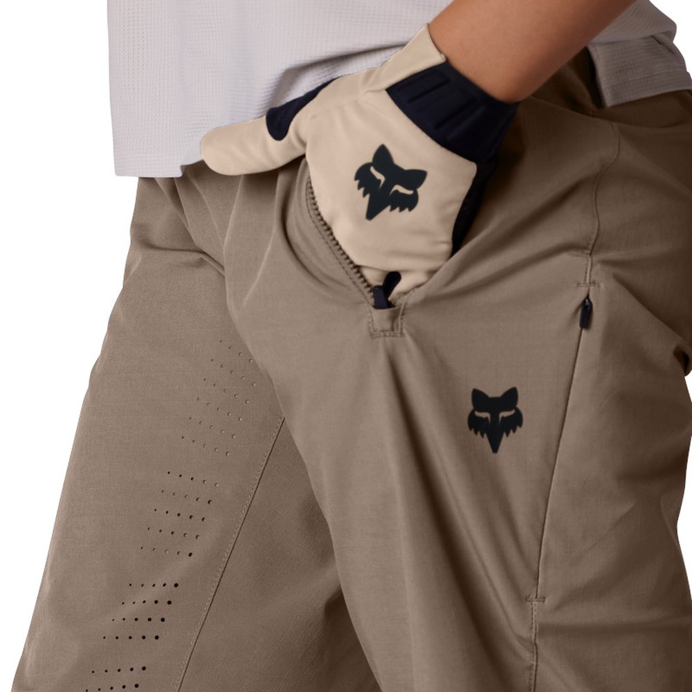 FOX W FLEXAIR SHORT kurze MTB Hose für Frauen Nutmeg Beige