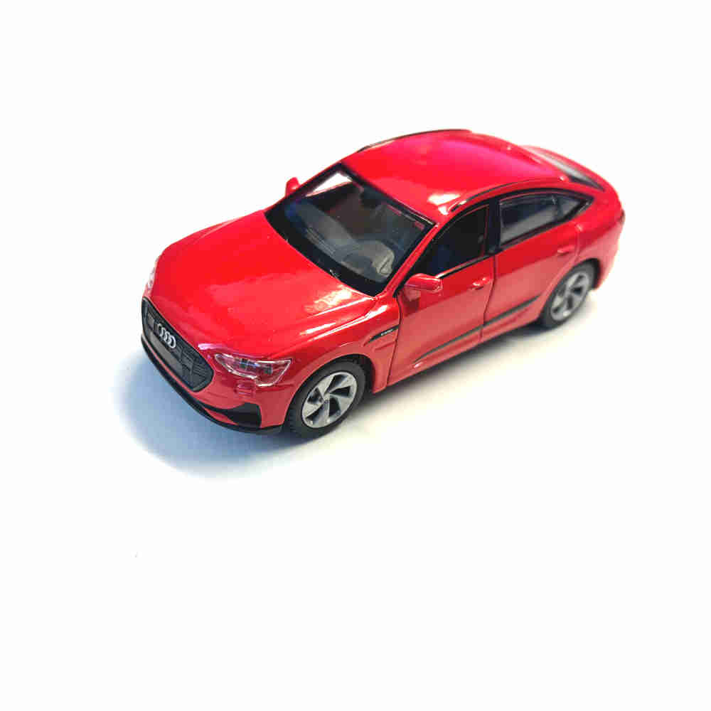 MAISTO Audi RS E-Tron Auto Modell Maßstab: 1:41